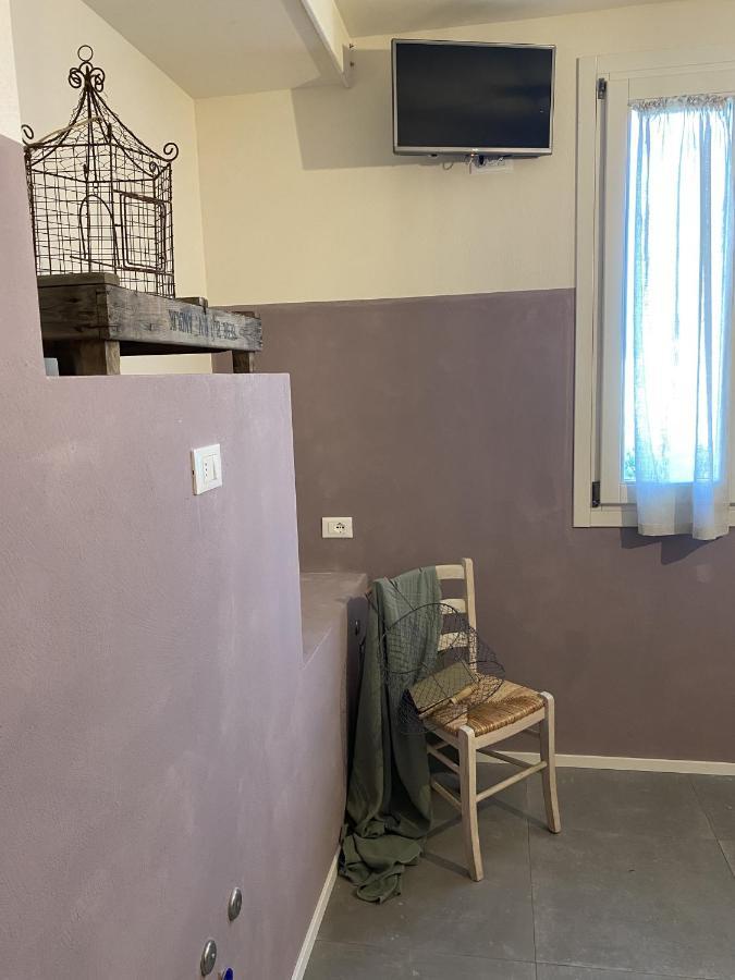 B&B Melloni Street โตโล ภายนอก รูปภาพ