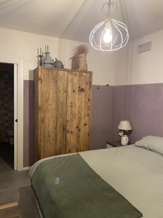 B&B Melloni Street โตโล ภายนอก รูปภาพ
