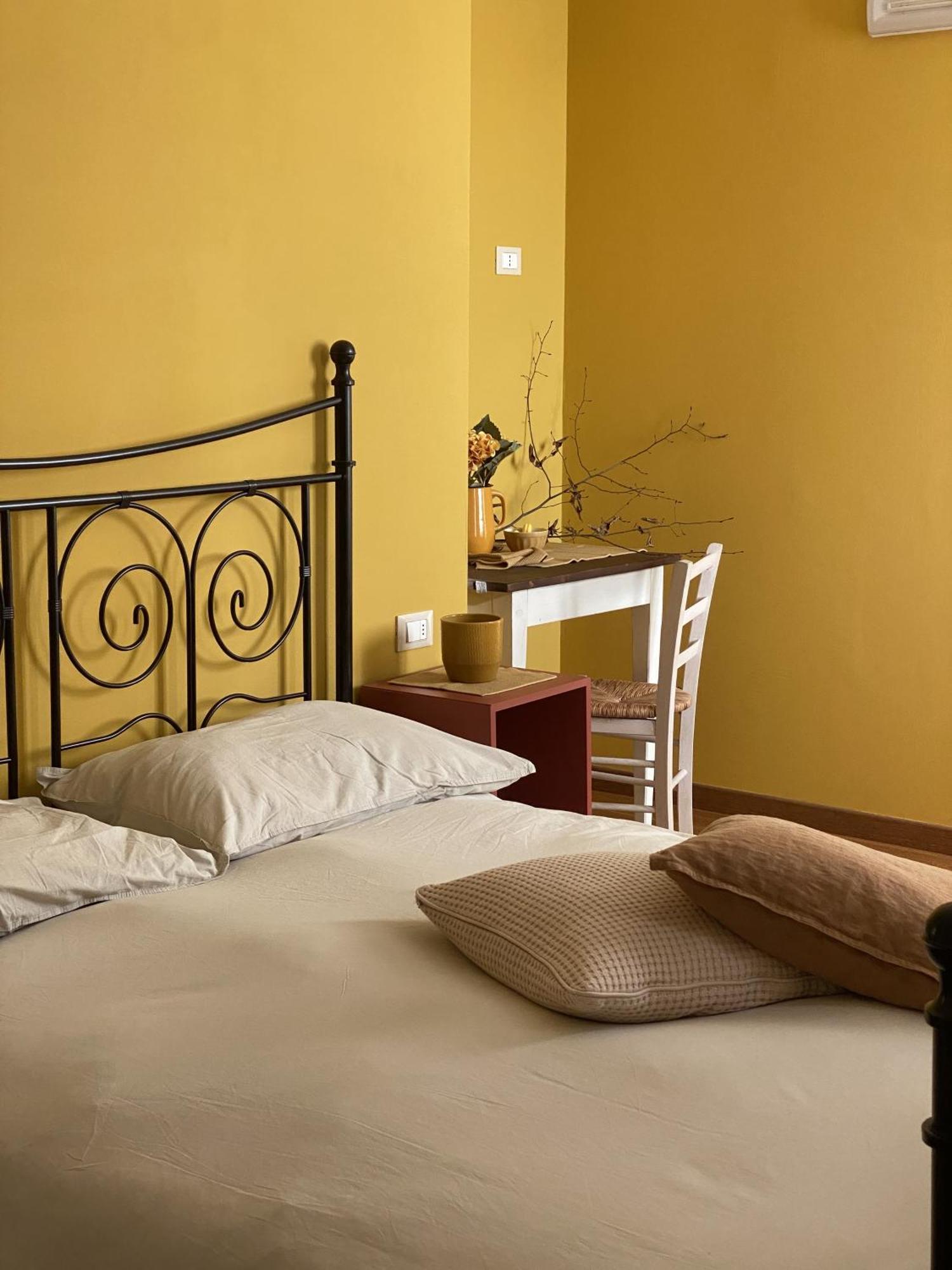 B&B Melloni Street โตโล ภายนอก รูปภาพ